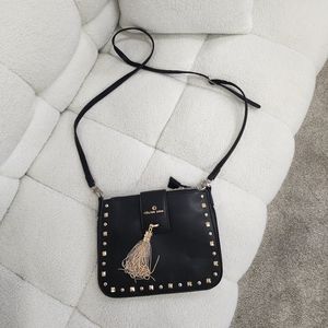 Celine Dion Cadenza Crossbody Bag in Black 🌱